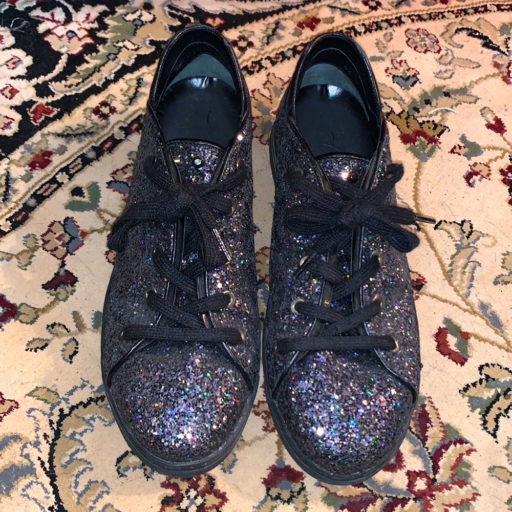 Stuart Weitzman Glitter Leather Low Top Sneakers